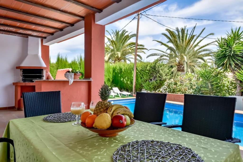 Villas Guzman - Mouna Кальпе Экстерьер фото