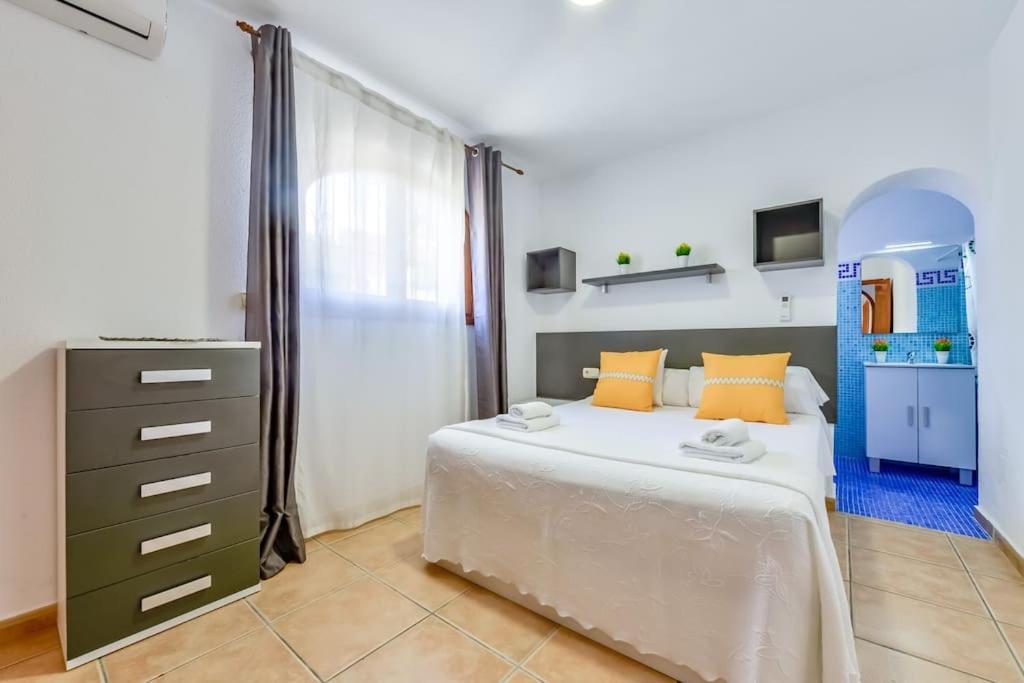 Villas Guzman - Mouna Кальпе Экстерьер фото